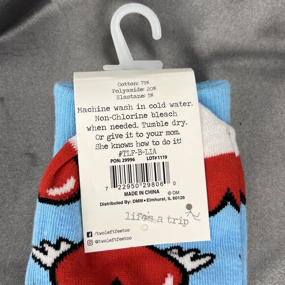 Two Left Feet Women’s Socks Love Is In The Air Flying Hearts Valentines Big Feet - Picture 5 of 6